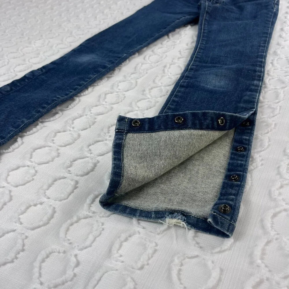 EV by Et Vous Women's Distressed Jeans Snap Bottom Medium Wash - Picture 3 of 7